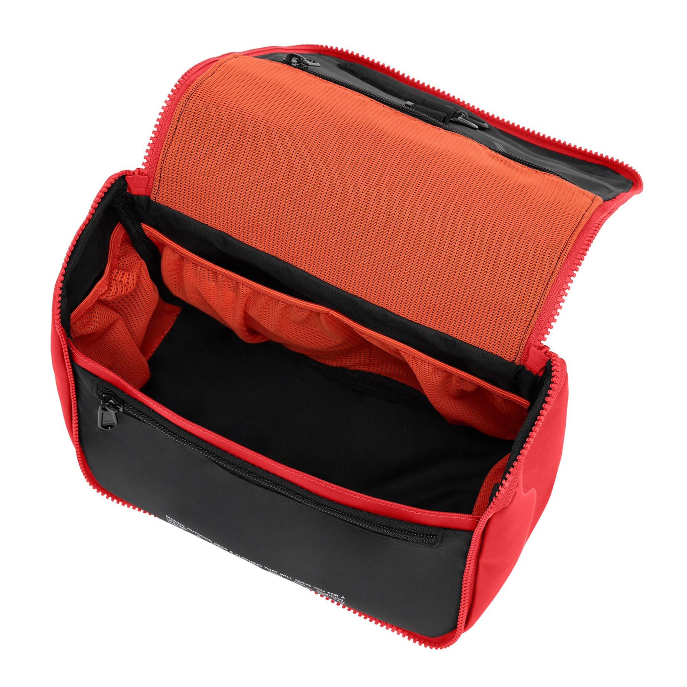 VAUDE Toiletry bag 'Banaba' in Red