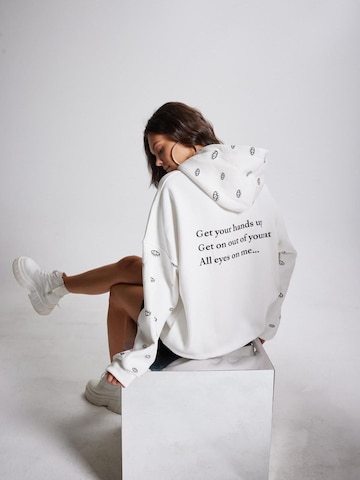 HOLLY LOLLY Sweatshirt in Wit