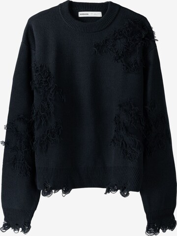 Bershka Sweater in Blue: front