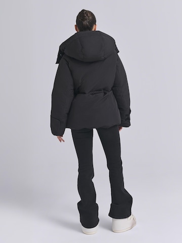 AEMMI Winter Jacket 'Repellent' in Black
