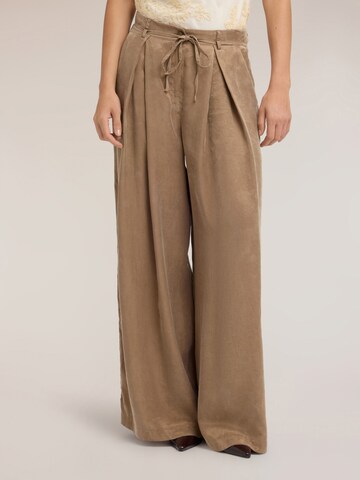 évasé Pantalon MOTIVI en marron