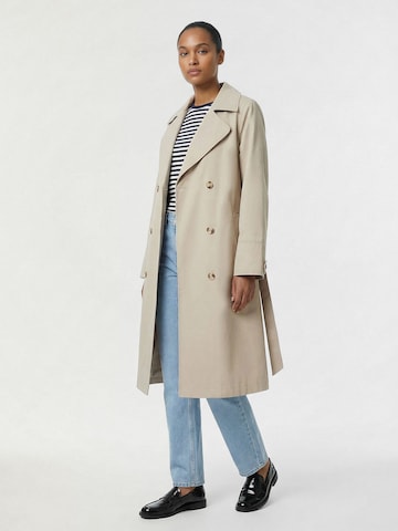 Everly Преходно палто в бежово