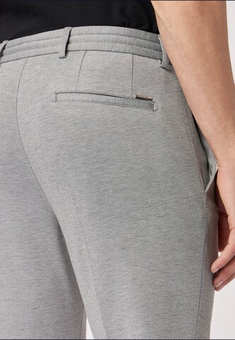 ROY ROBSON Slimfit Hose in Grau