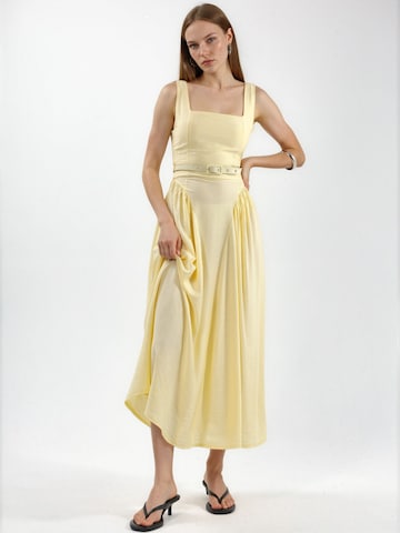 Robe Busem en jaune