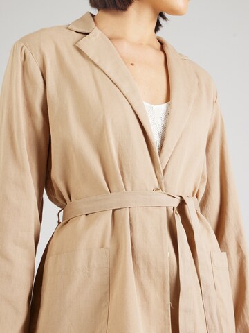 Blazer 'MADDIE' di Fransa in beige