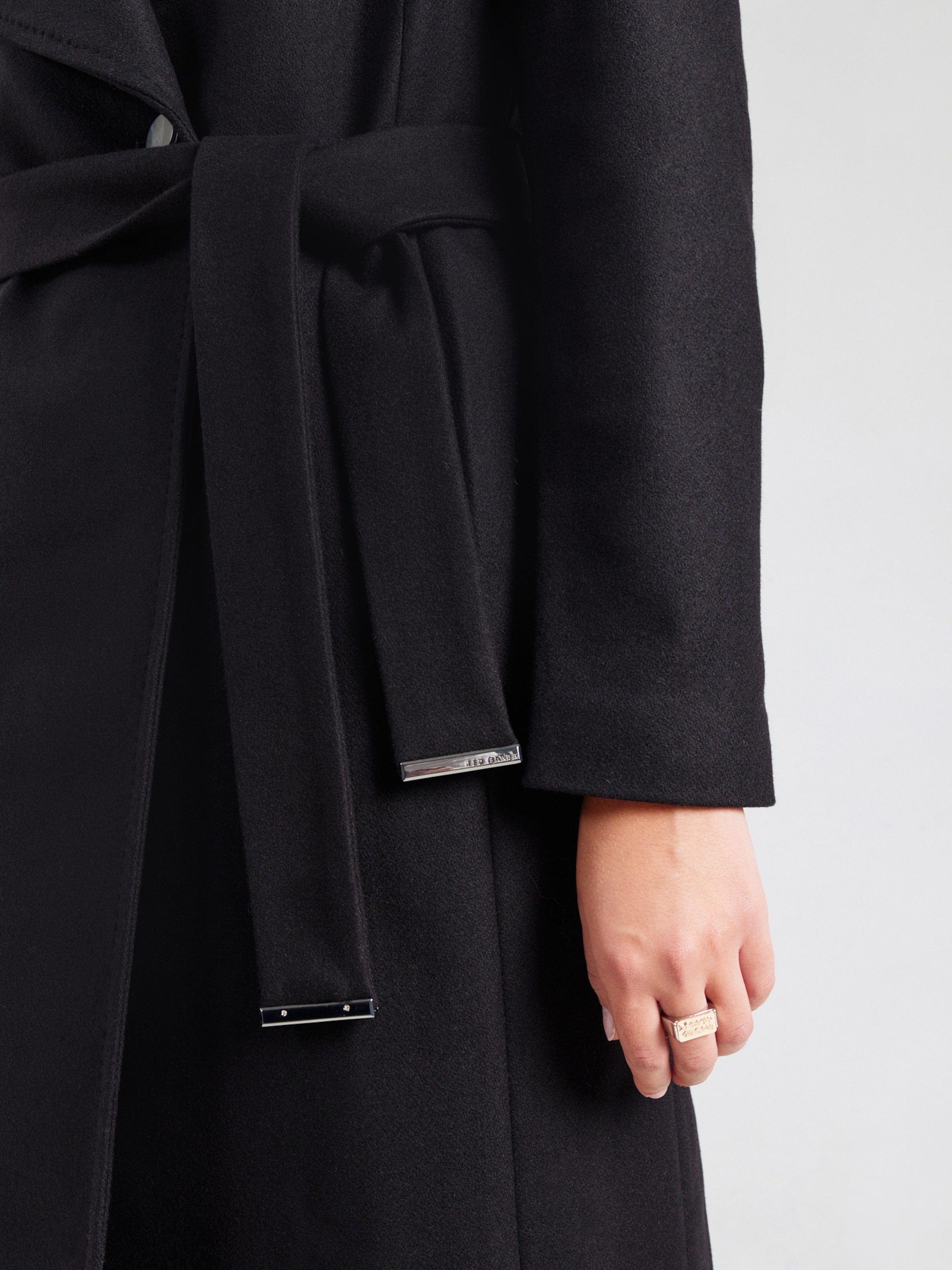 Ted Baker Between-Seasons Coat 'ROSE' in Black | ABOUT YOU