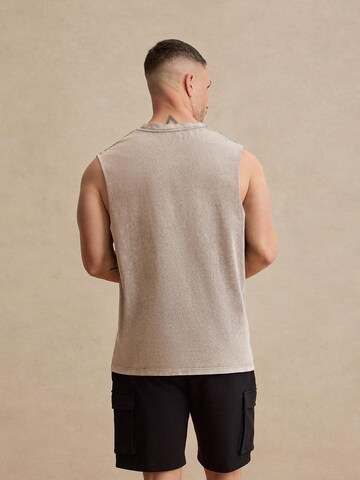 DAN FOX APPAREL Top 'Lucian' in Grau