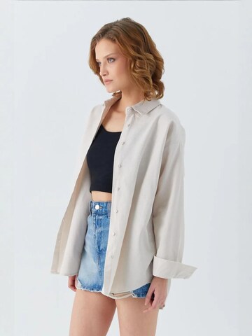 MixRay Blouse in White