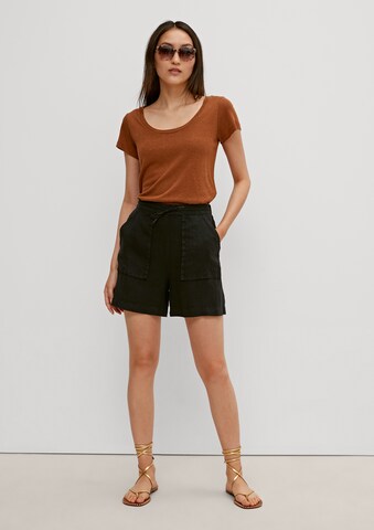 COMMA Regular Shorts in Schwarz