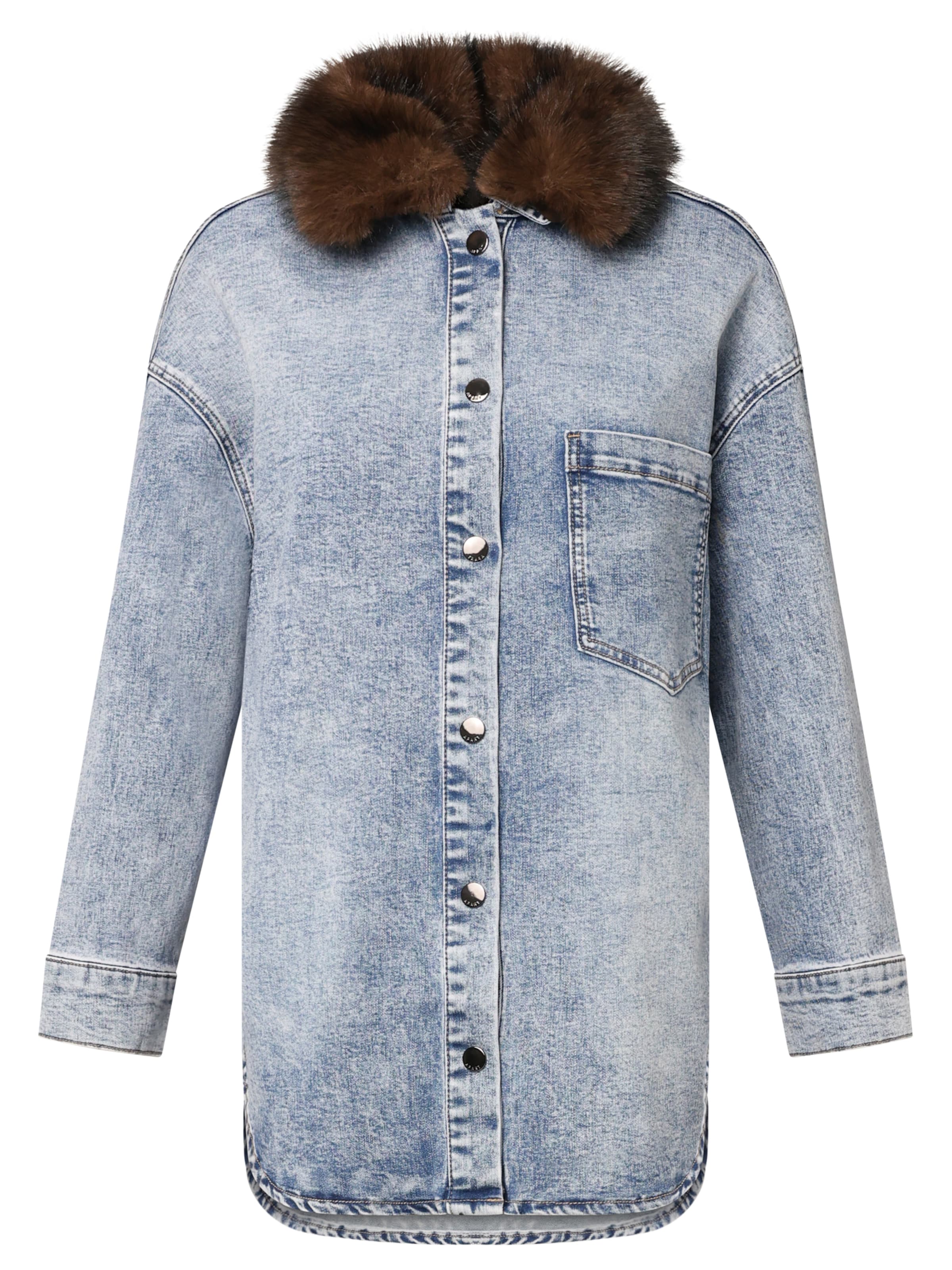 APART Blouse in Blue: front