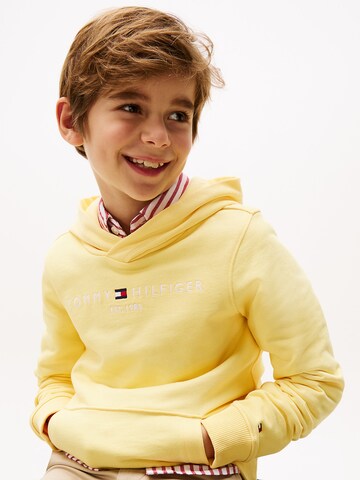 TOMMY HILFIGER Sweatshirt 'Essential' in Geel