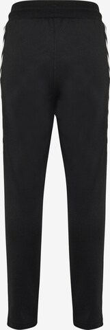Effilé Pantalon de sport 'Kick' Hummel en noir
