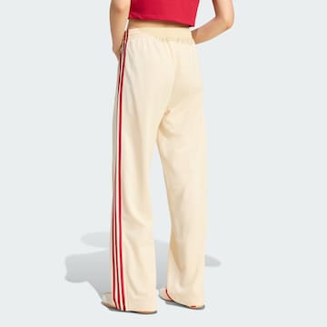 ADIDAS ORIGINALS Široký strih Nohavice 'Firebird' - Béžová