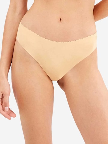 Gisela Trosa ' ' i beige