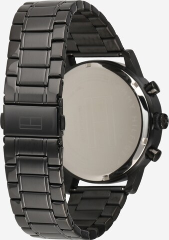 TOMMY HILFIGER Analog Watch in Black