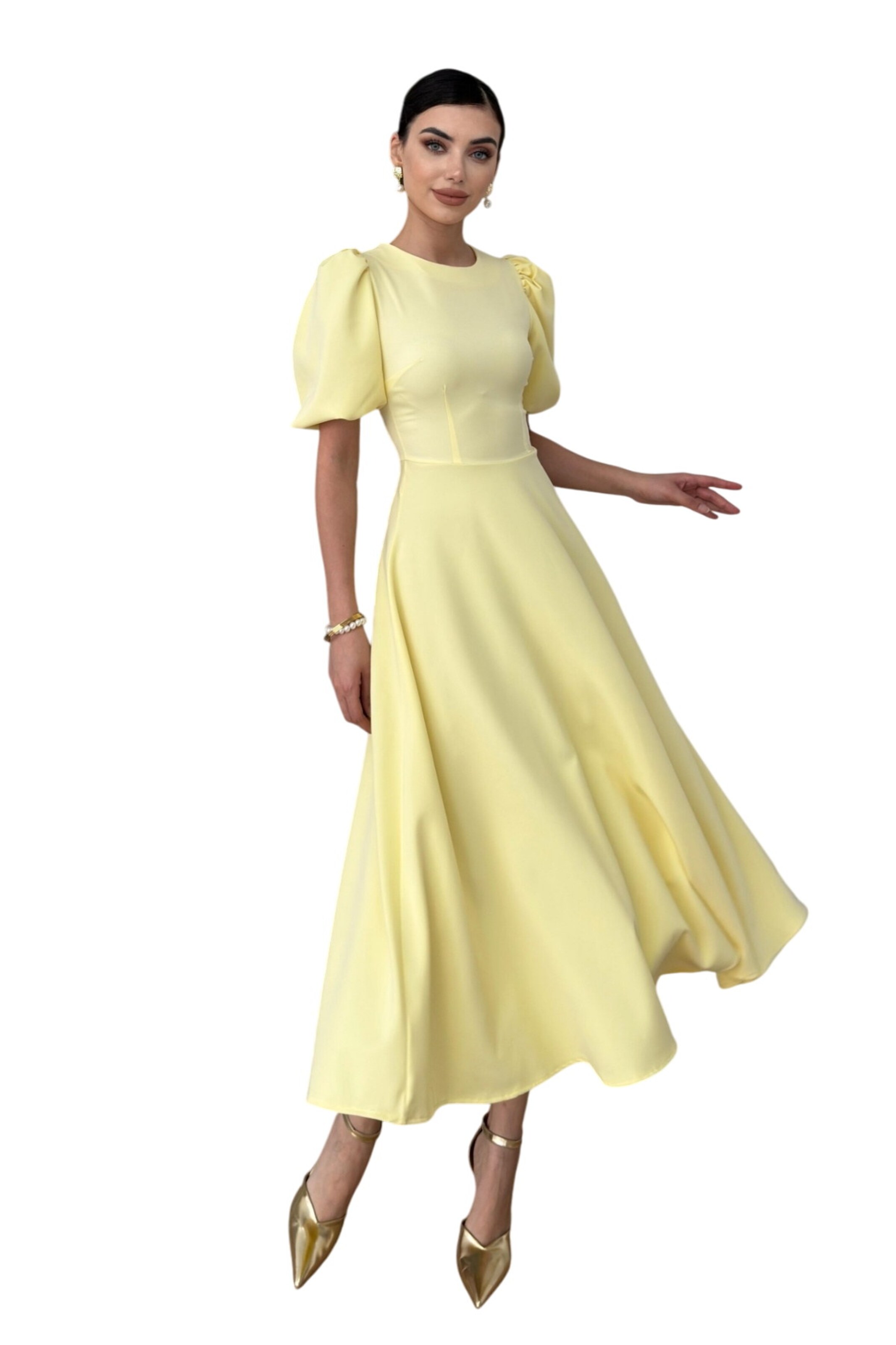 WOMAN VISION Dress in Yellow: front