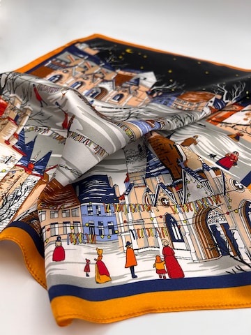 Vivi Idee Scarf in Orange