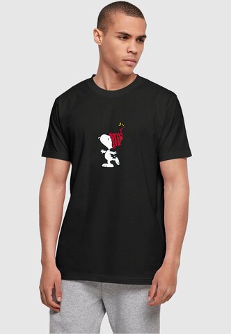 T-Shirt 'Peanuts Snoopy With Knitted Hat' Merchcode en noir : devant