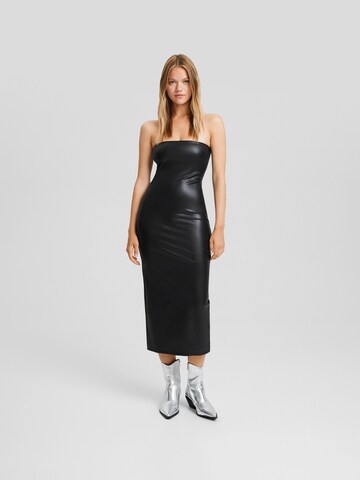 Bershka Kleid in Schwarz