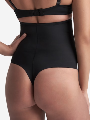 Slip scultant Bye Bra en noir