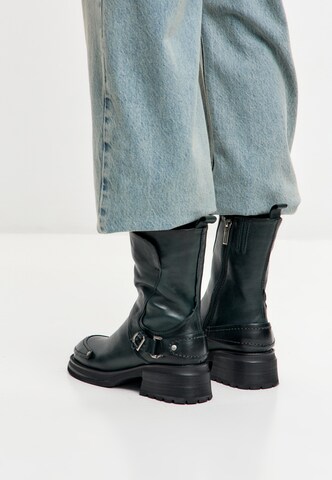 CESARE GASPARI Boots in Zwart