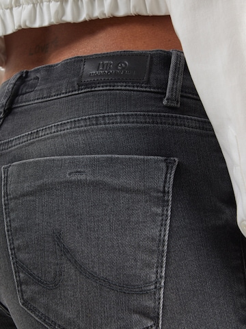 LTB - Bootcut Vaquero 'FALLON' en negro