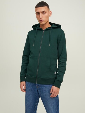 JACK & JONES Zip-Up Hoodie in Green: front