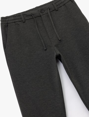 Koton Slimfit Broek in Grijs