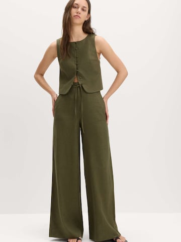 regular Pantaloni di Marks & Spencer in verde: frontale