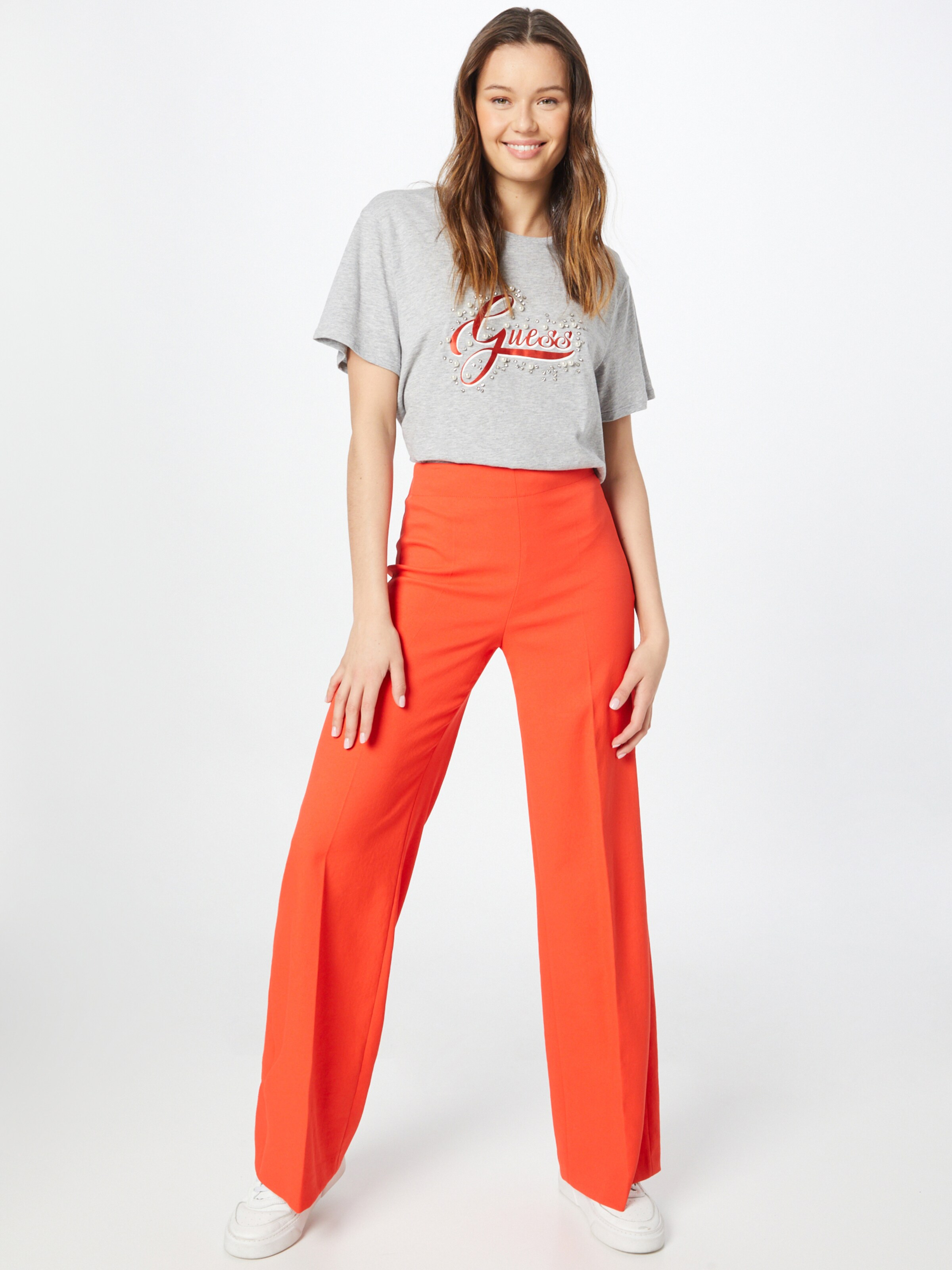 Frauen Shirts & Tops GUESS T-Shirt 'Leontina' in Hellgrau - NF80550 Frauen Shirts & Tops GUESS T-Shirt 'Leontina' in Hellgrau - NF80550