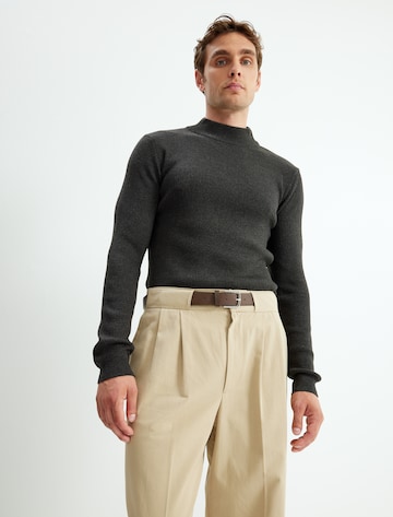 Koton Pullover in Grau