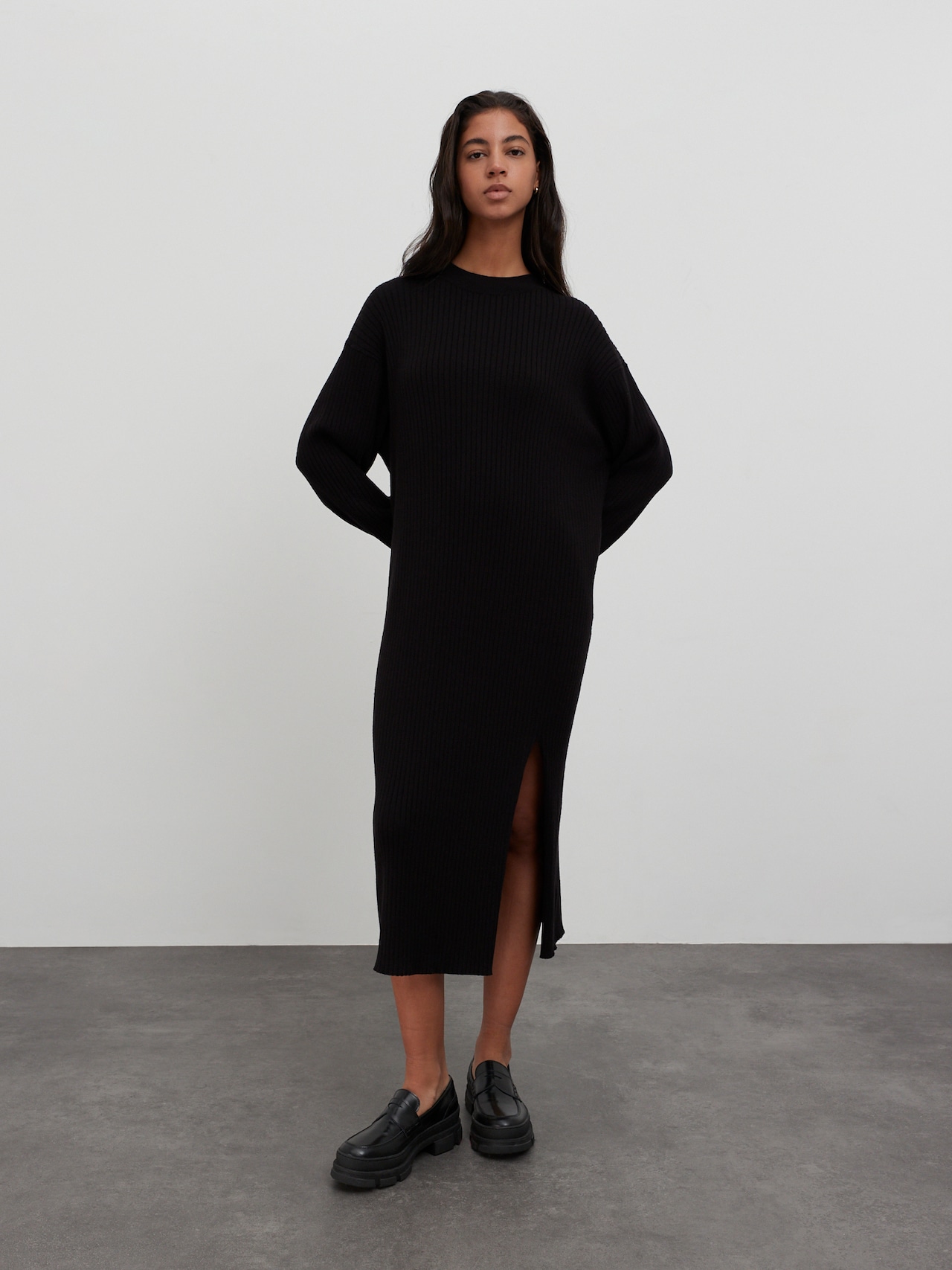 EDITED Produkte Kleid 'Resi' schwarz