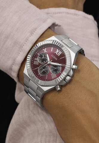 Orologio analogico 'EQUITY' di GUESS in argento: frontale
