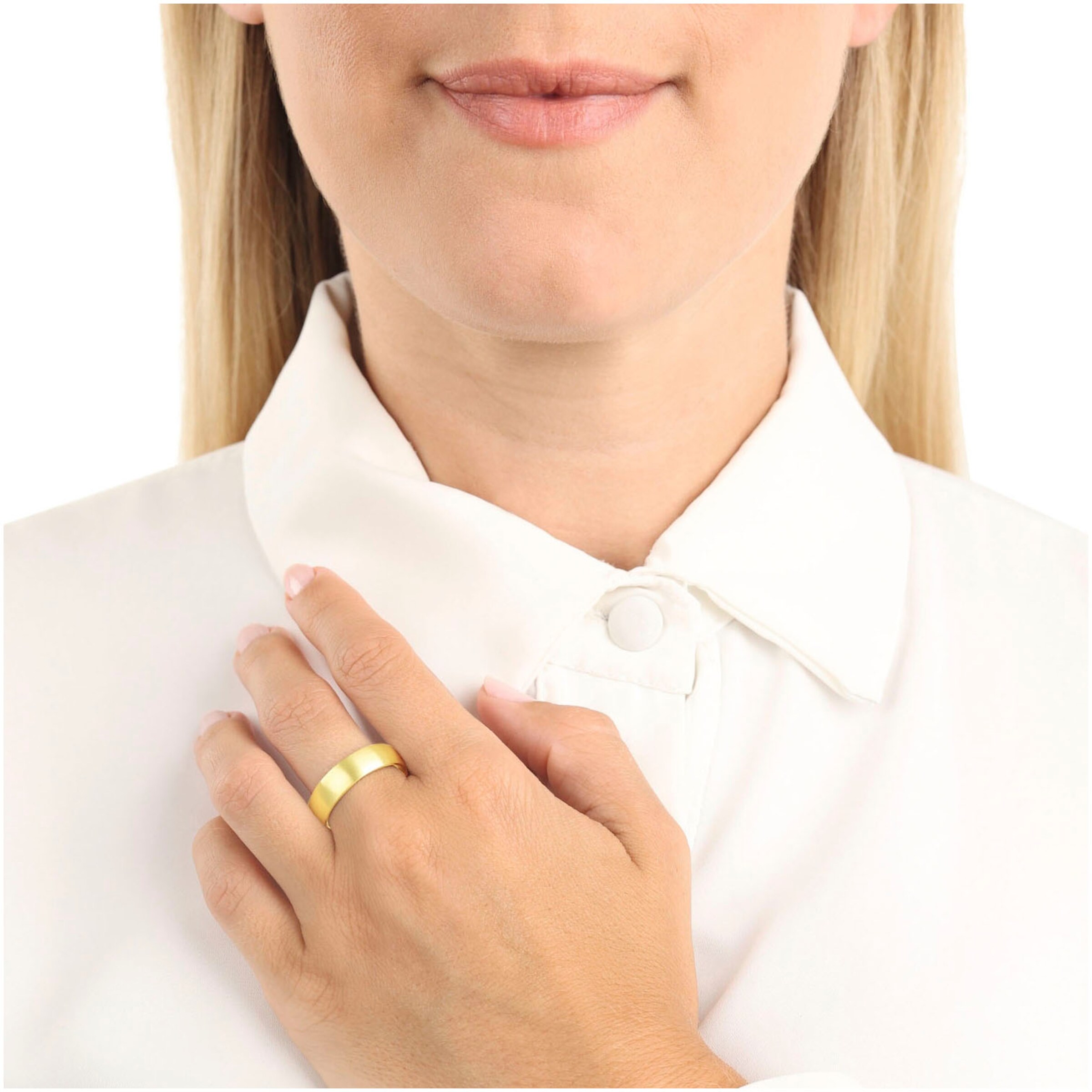 AMOR Ring in Gold: front