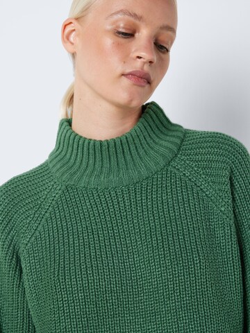 Pull-over Noisy may en vert