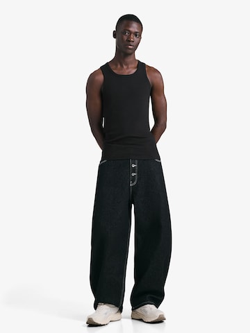 Bershka Póló - fekete