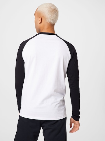 Hummel Sportshirt in Weiß