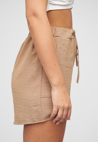 Cloud5ive Regular Trousers in Beige