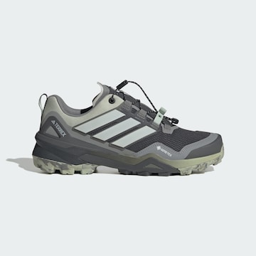 Chaussure basse 'Skychaser' ADIDAS TERREX en gris