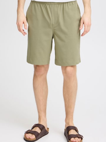 Casual Friday Regular Chino trousers in Brown: front