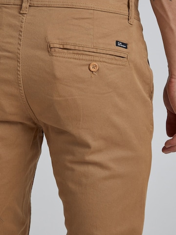 BLEND Slimfit Chinohose 'Natan' in Braun