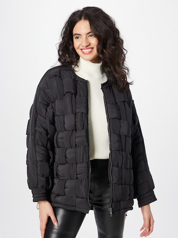 Urban Code Jacke in Schwarz