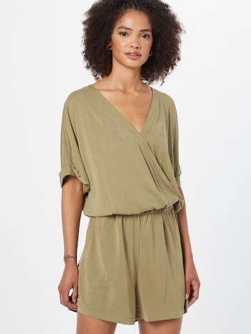 Urban Classics Jumpsuit in Green: front