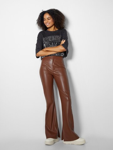 Bershka Flared Pants in Brown