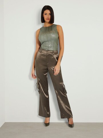 GUESS Loose fit Cargo Pants in Brown