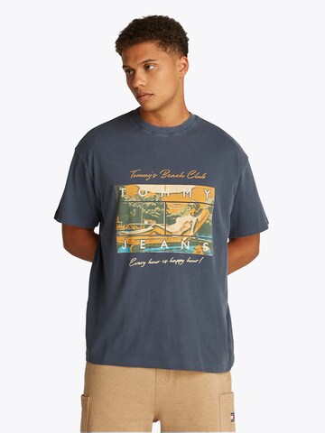 Tricou 'BEACH CLUB' de la Tommy Jeans pe albastru: față