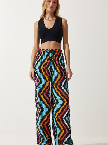 Happiness İstanbul Zvonové kalhoty Kalhoty – černá