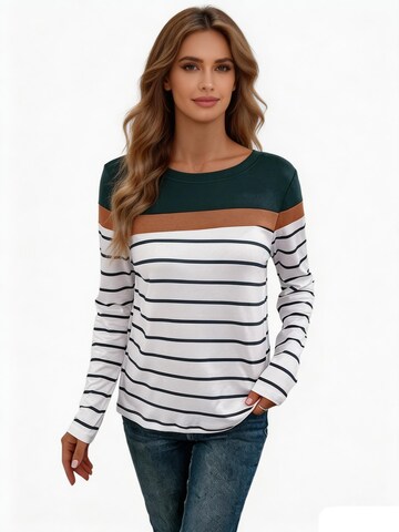 KoJooin Shirt in White: front