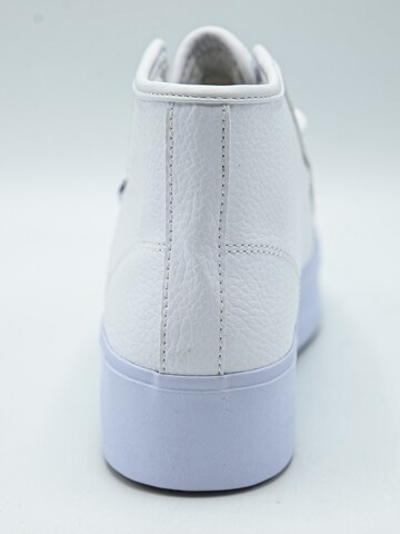 Boots 'Manual Hi Wnt' DC Shoes en blanc