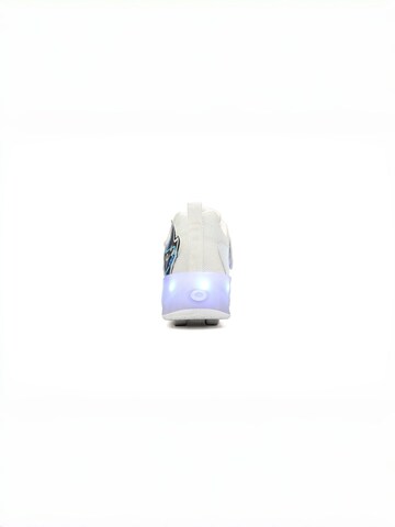 HUSKSWARE Inline and Roller Skates in White